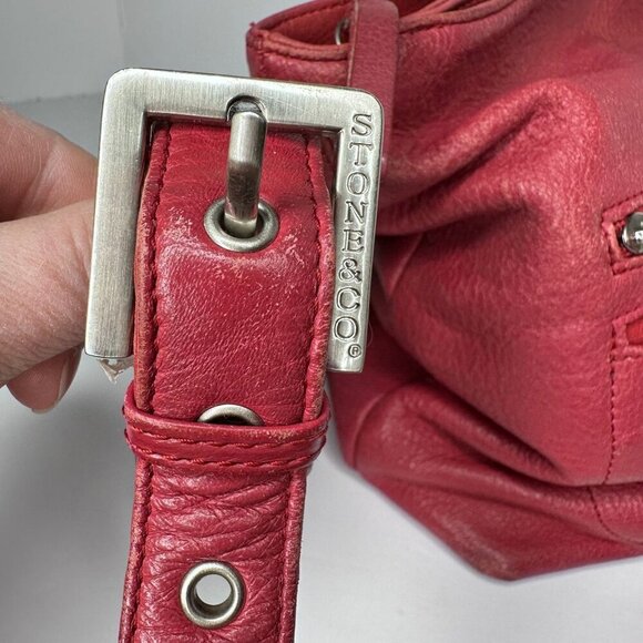 Stone and Co Pebbled Red Leather Crossbody Bag Soft Boho Festival 70s 90s y2k - Picture 10 of 16